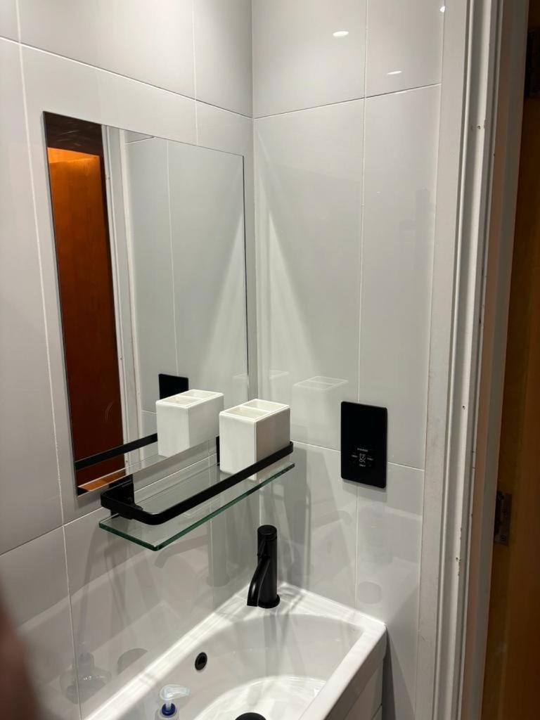 Studio Flat In The Heart Of St. Johns Wood London Ngoại thất bức ảnh
